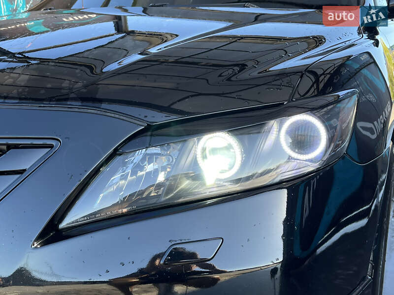 Седан Toyota Camry 2008 в Южноукраїнську