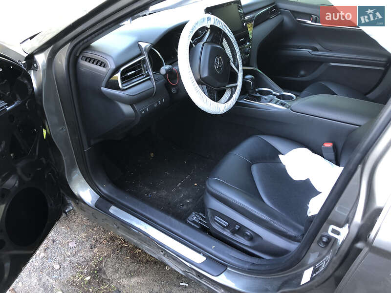 Седан Toyota Camry 2021 в Києві