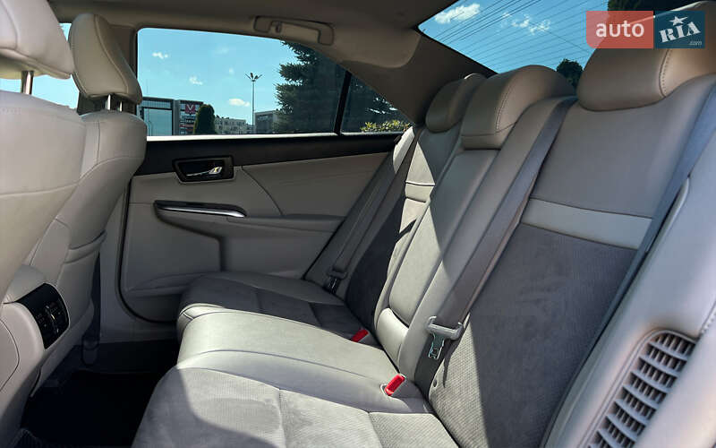 Седан Toyota Camry 2013 в Львове фото 10 Седан Toyota Camry 2013 в Львове