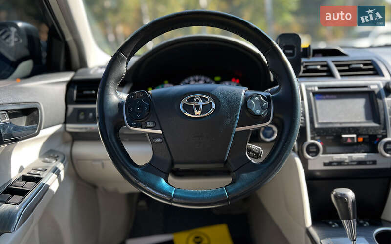 Седан Toyota Camry 2013 в Львове фото 14 Седан Toyota Camry 2013 в Львове