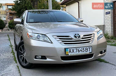 Седан Toyota Camry 2008 в Харкові