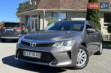 Седан Toyota Camry 2015 в Харькове