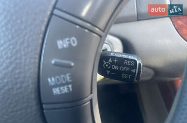 Седан Toyota Camry 2004 в 