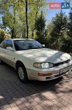 Седан Toyota Camry 1995 в Запорожье