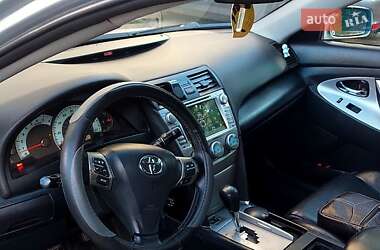 Седан Toyota Camry 2006 в Кривом Роге