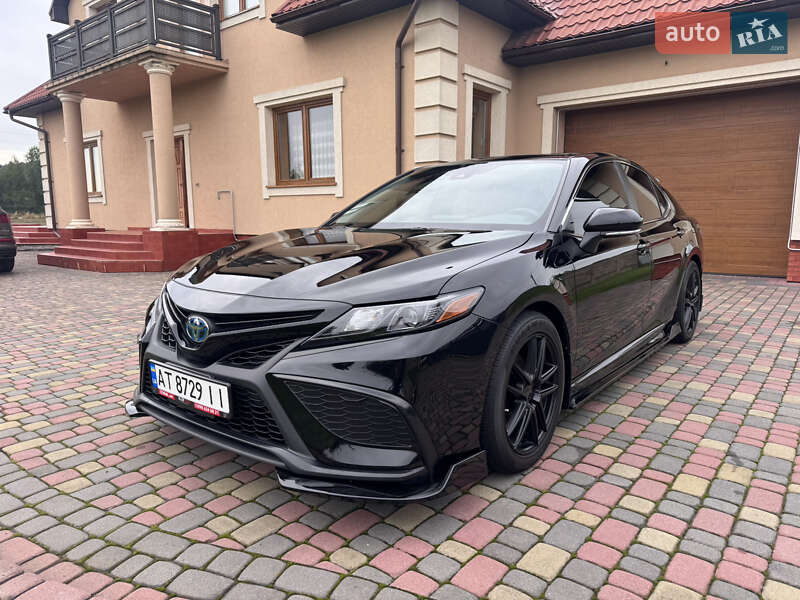 Toyota Camry 2023