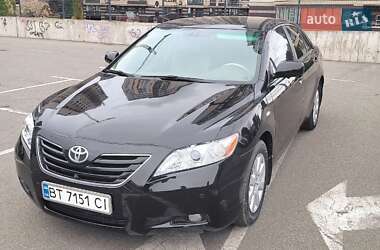 Седан Toyota Camry 2007 в Киеве