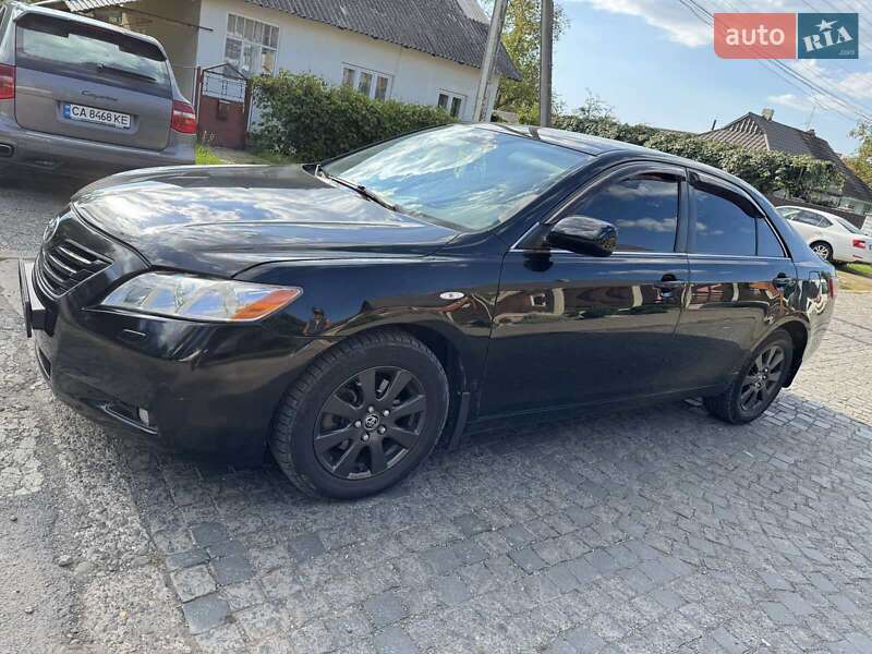 Седан Toyota Camry 2007 в Ильнице