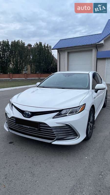 Седан Toyota Camry 2021 в Полтаві