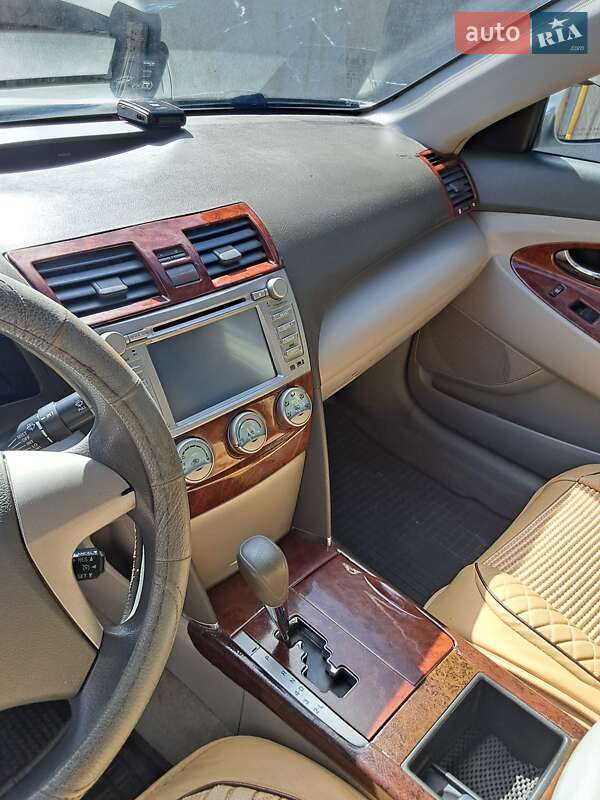 Седан Toyota Camry 2006 в Измаиле