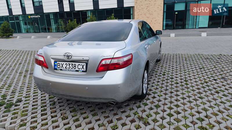 Седан Toyota Camry 2007 в Хмельницькому