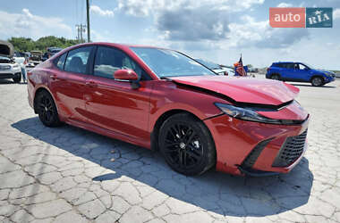 Седан Toyota Camry 2024 в Києві