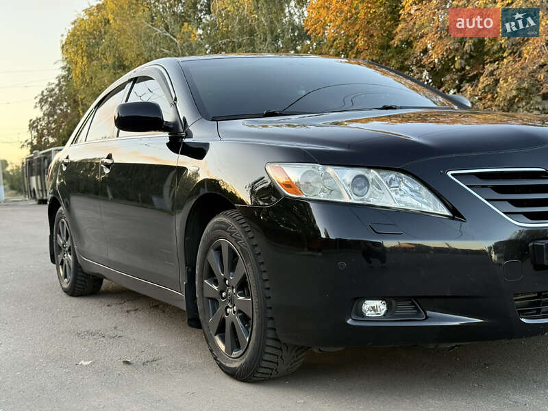Седан Toyota Camry 2008 в Черкасах