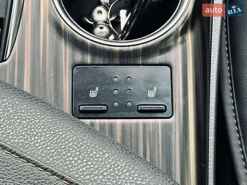 Седан Toyota Camry 2018 в Кременчуці