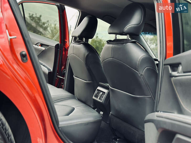 Седан Toyota Camry 2018 в Кременчуці