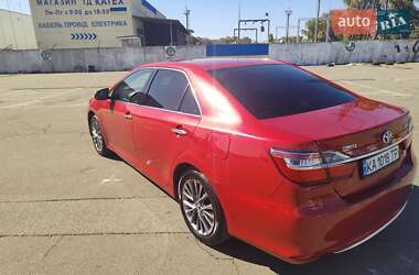 Седан Toyota Camry 2016 в 