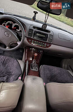Седан Toyota Camry 2004 в  фото 9 Седан Toyota Camry 2004 в