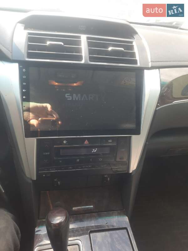 Седан Toyota Camry 2017 в Днепре