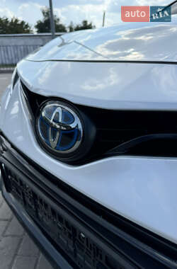 Седан Toyota Camry 2021 в 