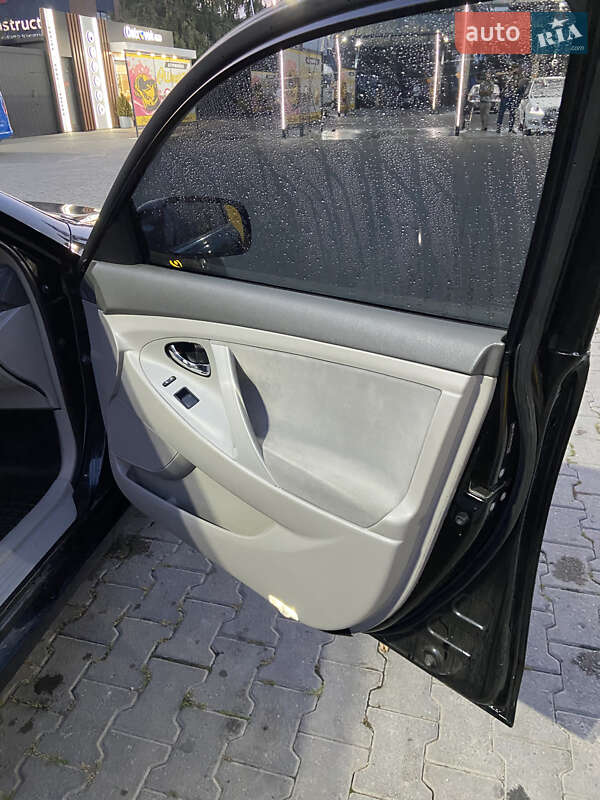 Седан Toyota Camry 2008 в Черновцах фото 14 Седан Toyota Camry 2008 в Черновцах