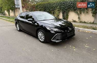 Седан Toyota Camry 2024 в Києві