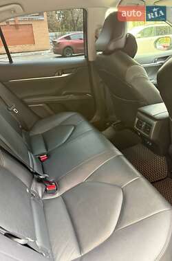 Седан Toyota Camry 2020 в 