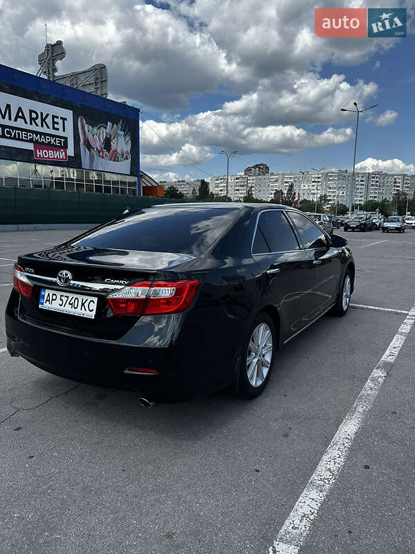 Седан Toyota Camry 2012 в Запоріжжі