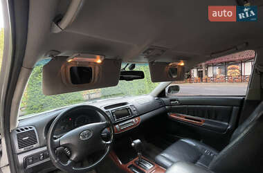 Седан Toyota Camry 2002 в  фото 38 Седан Toyota Camry 2002 в
