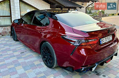 Седан Toyota Camry 2018 в 