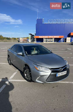 Седан Toyota Camry 2016 в Запоріжжі