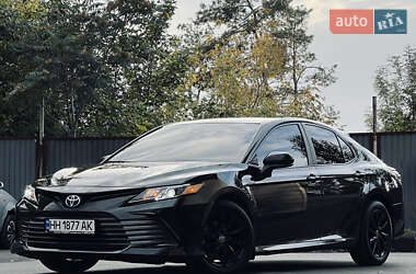 Седан Toyota Camry 2021 в 