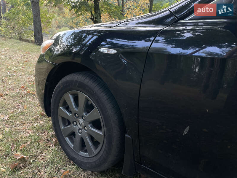 Седан Toyota Camry 2008 в Кролевці