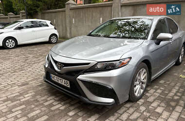 Седан Toyota Camry 2024 в Львове