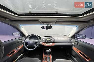 Седан Toyota Camry 2003 в  фото 3 Седан Toyota Camry 2003 в