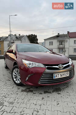 Седан Toyota Camry 2017 в Львове