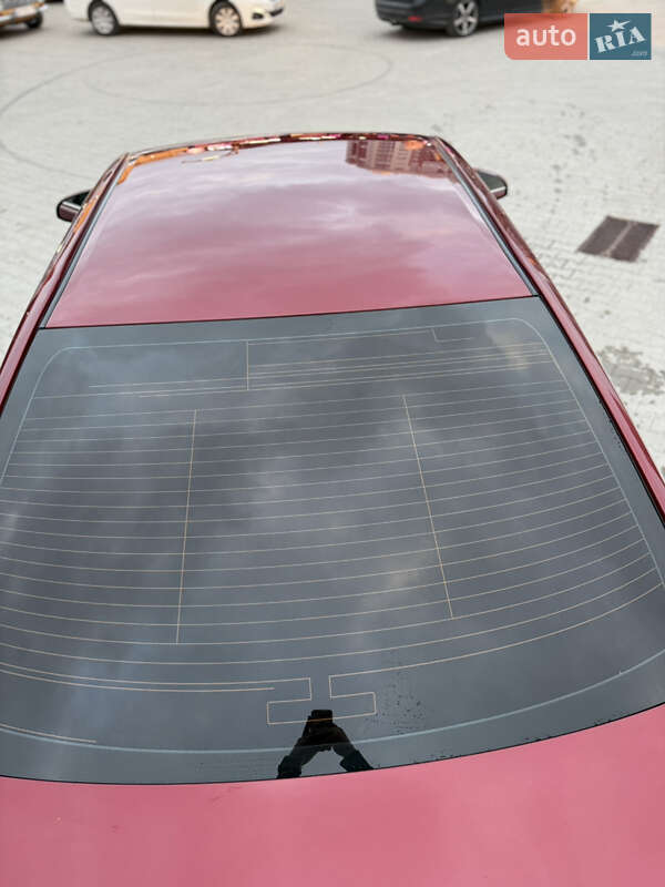 Седан Toyota Camry 2017 в Львові