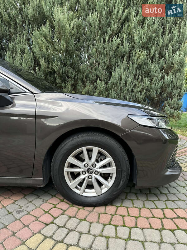 Седан Toyota Camry 2018 в Львове фото 3 Седан Toyota Camry 2018 в Львове