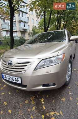 Седан Toyota Camry 2008 в Киеве