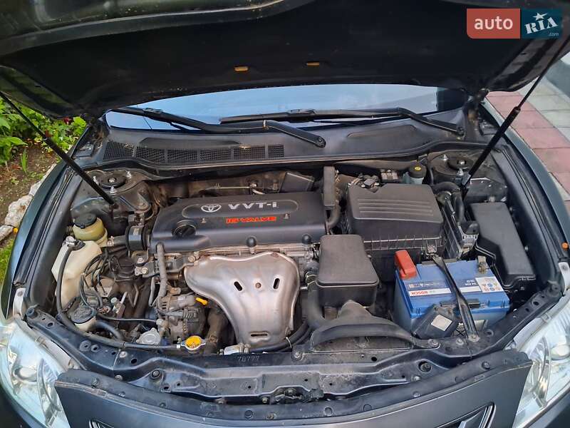 Седан Toyota Camry 2006 в Жидачові