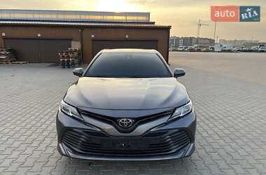 Седан Toyota Camry 2018 в Одесі