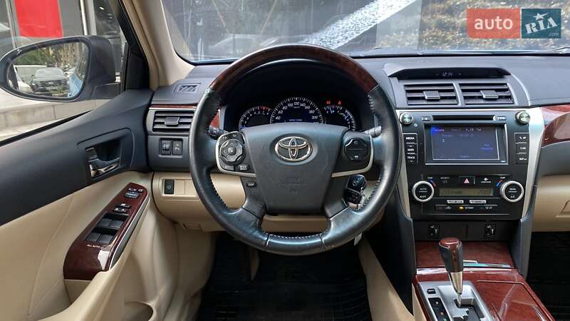 Седан Toyota Camry 2012 в Одессе