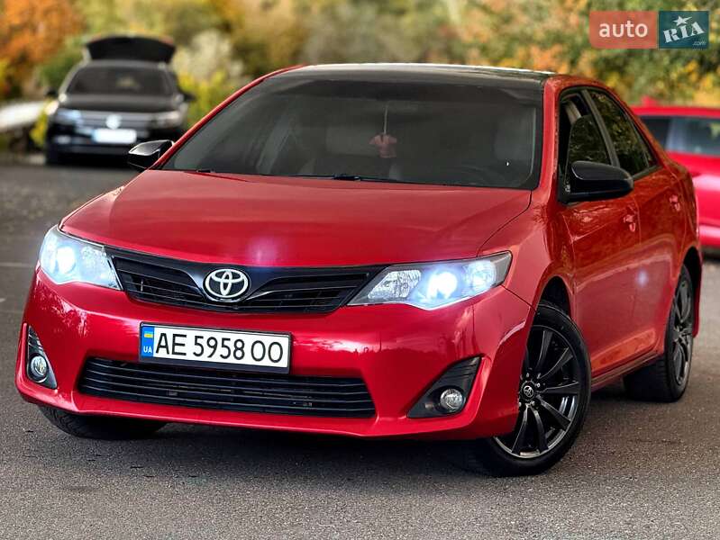 Toyota Camry 2013