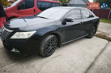 Седан Toyota Camry 2012 в Чернігові