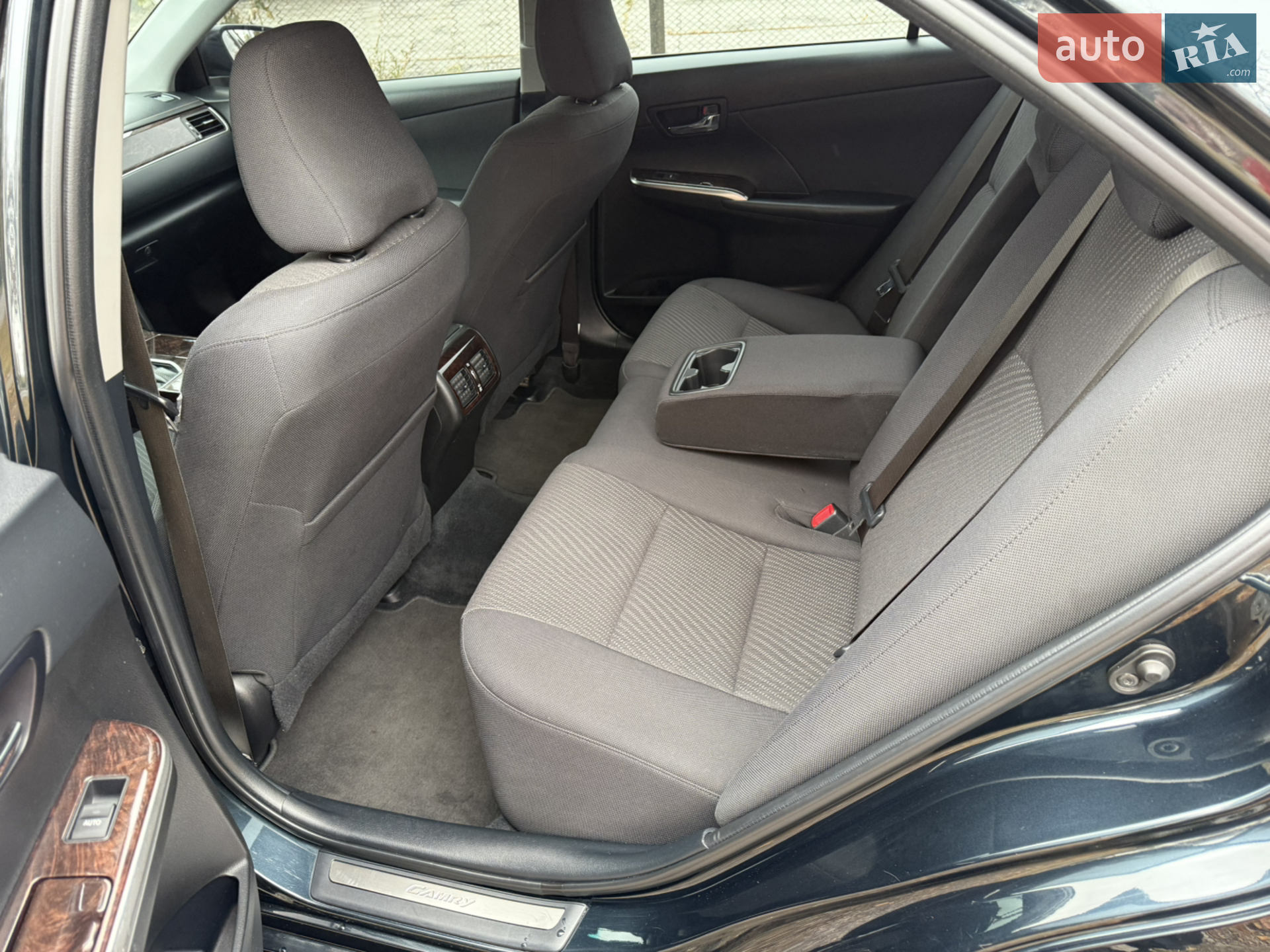 2016 Toyota Camry - мініатюра 12