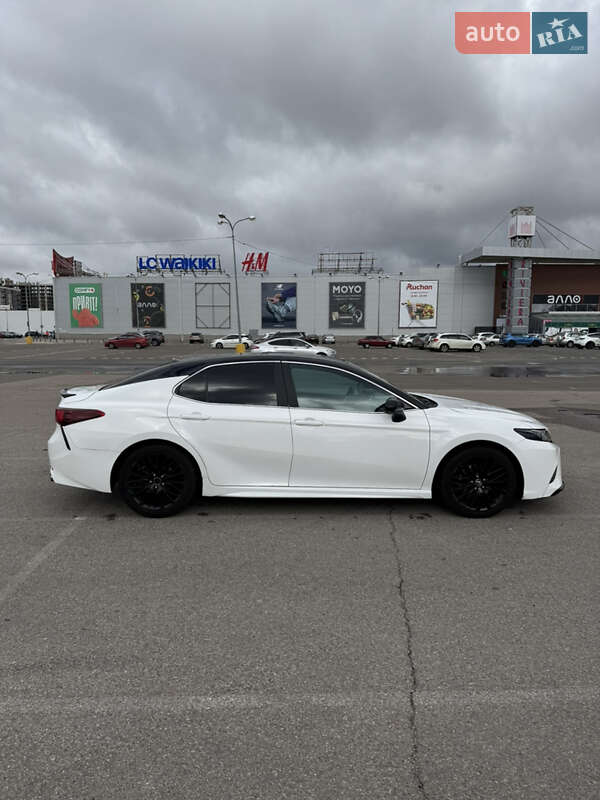 Седан Toyota Camry 2018 в Одесі