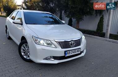 Седан Toyota Camry 2013 в Вінниці
