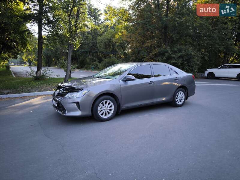 Седан Toyota Camry 2016 в Києві фото 3 Седан Toyota Camry 2016 в Києві