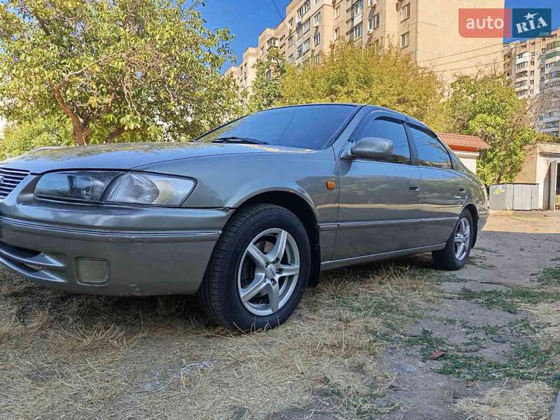 Toyota Camry 1998 Toyota Camry 1998
