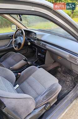 Седан Toyota Camry 1989 в 