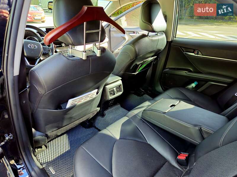 Седан Toyota Camry 2021 в Киеве фото 14 Седан Toyota Camry 2021 в Киеве